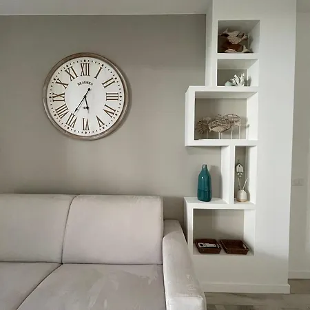 Frühstückspension Cala Azzurra And Holidays House Macari