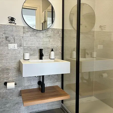 Cala Azzurra And Holidays House Macari