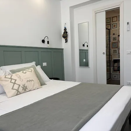 Frühstückspension Cala Azzurra And Holidays House Macari