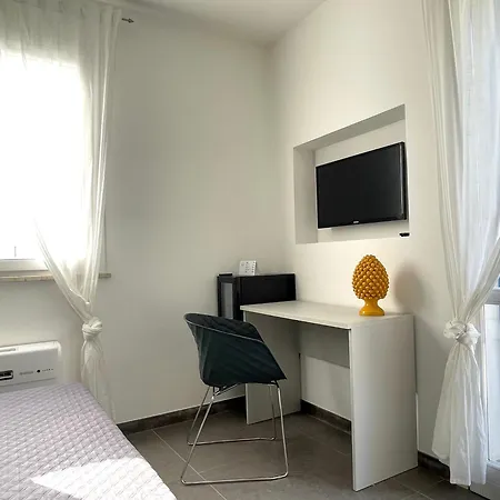 Bed & Breakfast Cala Azzurra And Holidays House *