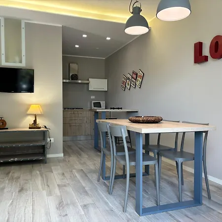 Cala Azzurra And Holidays House Couette-café *